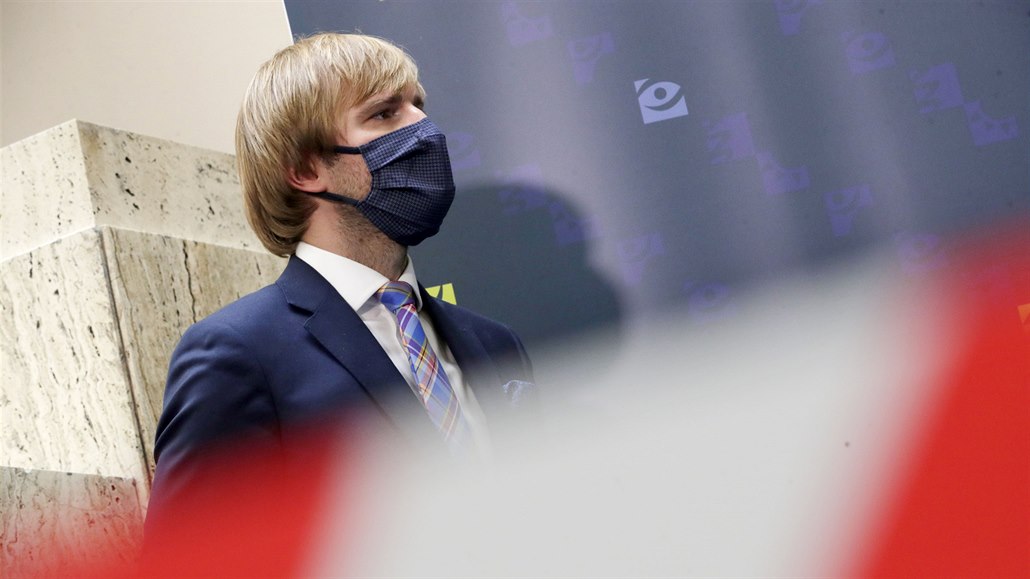 Ministr zdravotnictví Adam Vojt�ch vystoupil v Praze na tiskové konferenci k...