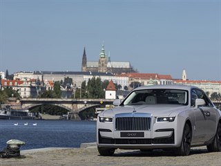 Nový Rolls-Royce Ghost v Praze
