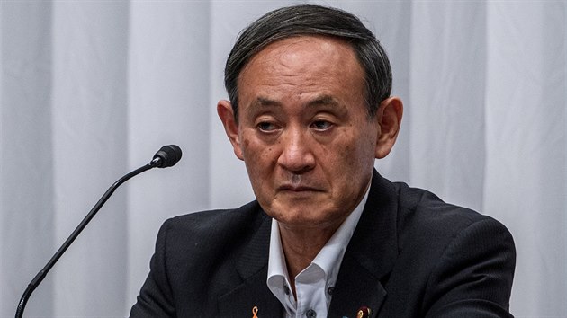 Joihide Suga se zastnil debaty japonsk Liberlndemokratick strany. (9. z 2020)