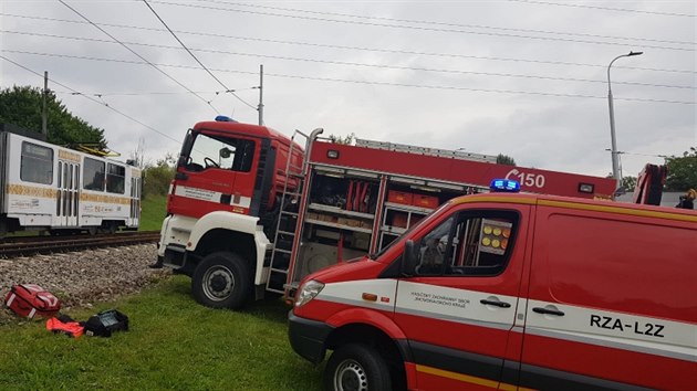 Tramvaj mue srazila u zastvky Masarova v brnnsk Lni.