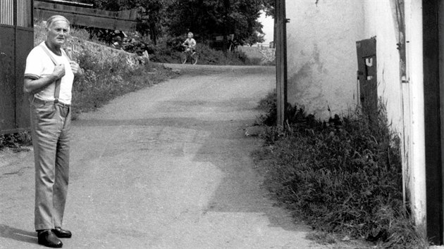 Dale�ick� pivovar kdysi nav�t�vil i autor Post�i�in, spisovatel Bohumil Hrabal.