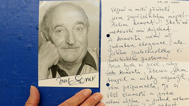Dopis s podpisem od Josefa Somra, významného českého herce, který Františku Erbertovi věnoval i svou kravatu.