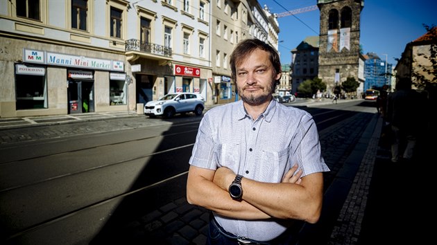 Aktivista Petr Městecký, předseda spolku Snesitelné bydlení v centru Prahy a odpůrce krátkodobých pronájmů typu Airbnb