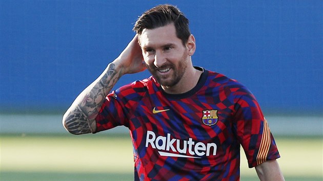 Lionel Messi z Barcelony před přípravným zápasem s Gimnastic Tarragona