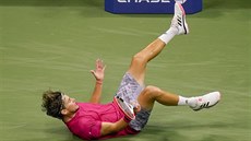 Dominic Thiem padá v semifinále US Open.