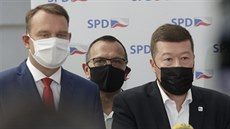 Radim Fiala, Jaroslav Foldyna a Tomio Okamura na tiskové konferenci SPD ped...