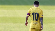 Lionel Messi z Barcelony v pípravném zápase s Gimnastic Tarragona