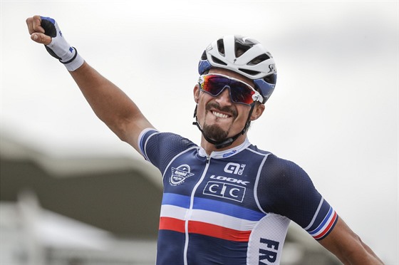 Francouzský cyklista Julian Alaphilippe vyhrál silniní závod na svtovém...