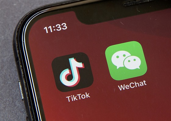 ínské aplikace TikTok a WeChat