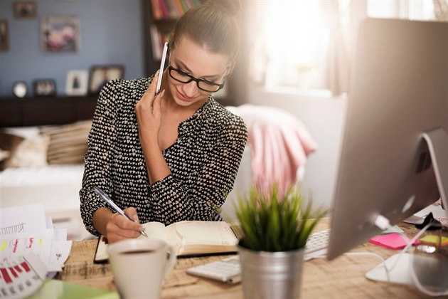 Společnost AVON zaznamenala během pandemie nárůst nových registrací -  iDNES.cz