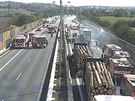 Tragick dopravn nehoda se stala na 187. km dlnice D1 ve smru na Brno. (23....