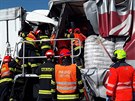 Zprávu o hromadné nehod pijalo operaní stedisko hasi v pondlí v 11.38,...