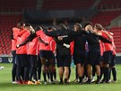Fotbalisté Midtjyllandu se hecují ped zápasem play off Ligy mistr na hiti...