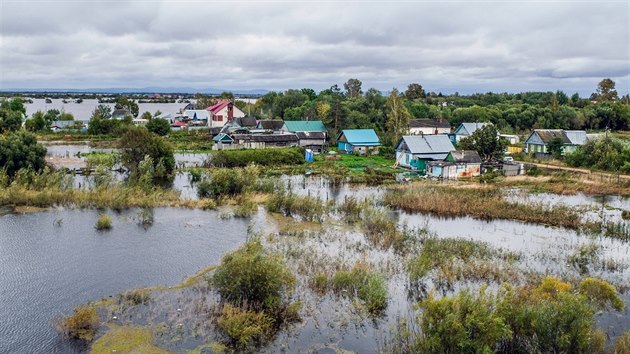 Zatopená vesnice Vladimirovka na ruském Dálném východě (19. září 2020)