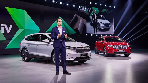 Nový předseda představenstva Škody Auto Thomas Schäfer představil necelý měsíc po nástupu do funkce nový model Enyaq, velké elektrické SUV.