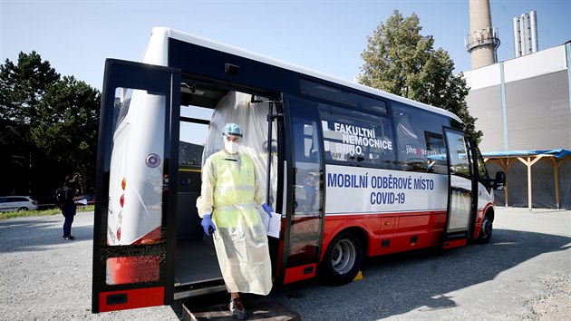 Elektrick covid-bus bude od zatku jna objdt jin Moravu a provdt testy na koronavirus.