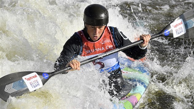 Kajakka Kateina Kudjov na ME ve vodnm slalomu v Praze.