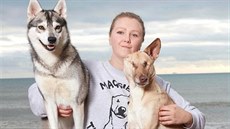 Kasey Carlinová s fenkou Maggie