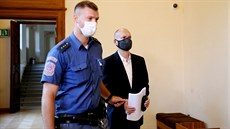 Radnice Brno-střed nečekaně odvolala advokáta Radka Ondruše, který ji zastupoval v kauze Stoka-