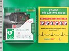 Nový stacionární inteligentní AED defibrilátor na centrální stanici mstské...