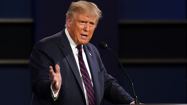 Prezident Donald Trump v předvolební debatě se svým soupeřem Joem Bidenem (30. září 2020)