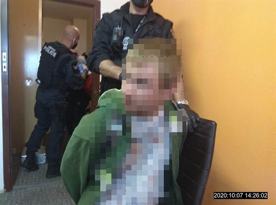 Snímek ze zásahu Městské policie Přerov proti zdrogovanému mladíkovi, jenž...
