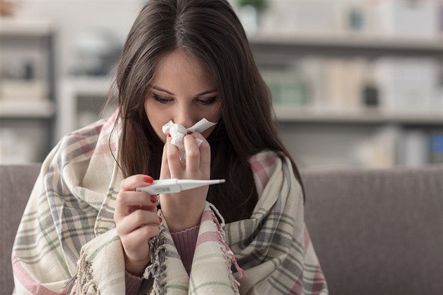 Chřipka vystupuje ze stínu covidu, experti nevylučují zvýšené šíření viru