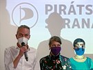 Pedseda Pirát Ivan Barto hovoí na tiskové konferenci strany v praském...