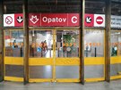 Po��r na stavb� v�tahu u stanice metra Opatov.