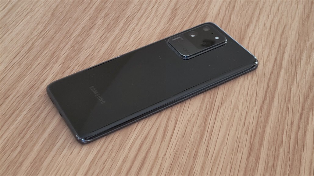 Samsung Galaxy S20 Ultra 5G po osmi m�sících pou�ívání