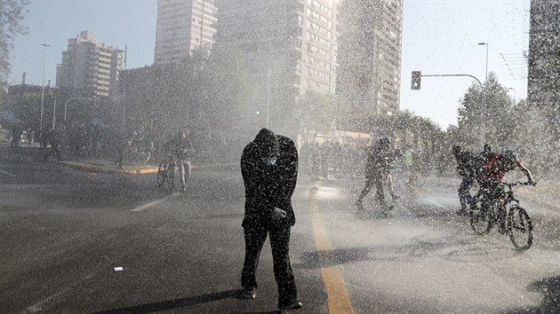 Lid v Santiagu protestovali proti chilsk vld. (2. jna 2020)