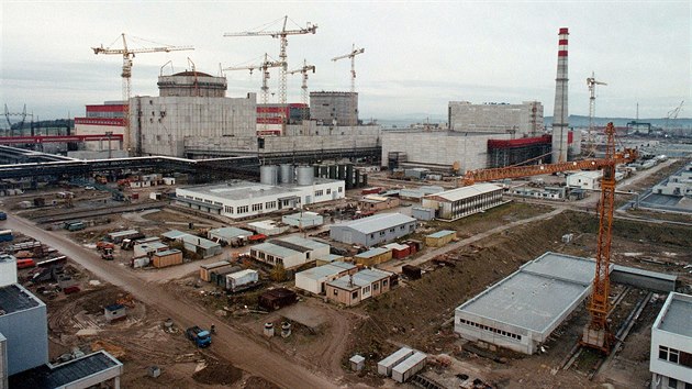 Stavba elektrrny Temeln v listopadu 1992