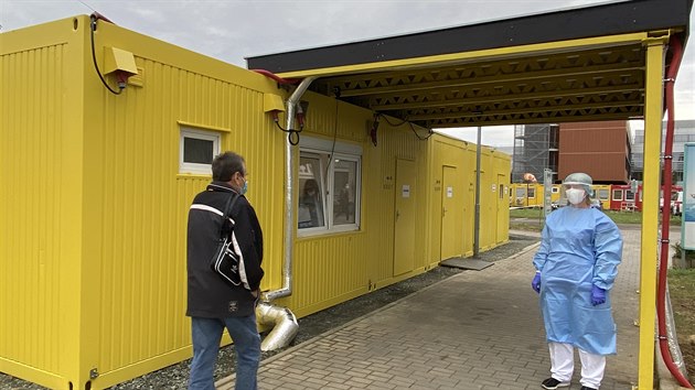 O vce ne polovinu hospitalizovanch pacient s covidem na jin Morav se momentln staraj zdravotnci ve Fakultn nemocnici Brno.