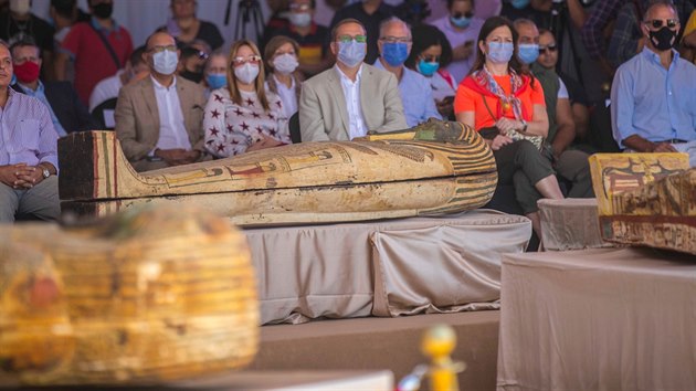 Archeologov odhalili celkem 59 sarkofg zakopanch ped vce ne 2 600 lety na pohebiti v Egypt (3. jna 2020).