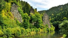 Svatoské skály na behu eky Ohe