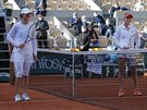 Iga wiateková (vlevo) a Sofia Keninová ped finále Roland Garros