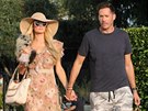 Paris Hiltonová a její snoubenec Carter Reum (2020)