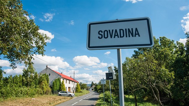 Lidé v Sovadině, která je místní částí Bystřice pod Hostýnem, mohli až do letoška vodu jen čerpat ze studny, jež navíc vysychala.