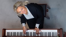 Zuzana Ceralová Petrofová, �editelka královéhradeckého výrobce klavír� a pianin...