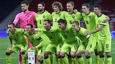 Jedenáctka českých fotbalistů, kteří nastoupili v Glasgow proti Skotsku.