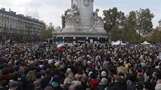 Desetitisíce Francouz se úastnily shromádní na památku stedokolského...