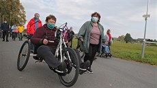 Otevení nové turistické trasy pro vozíkáe v Humpolci. Na tíkilometrovém...