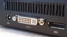 Na některých počítačích nebo monitorech je starší konektor DVI, existují ale...