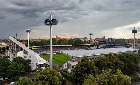 Olomoucký fotbalový stadion dnes vypadá jinak ne ped 28 lety. Tehdy se dokal...