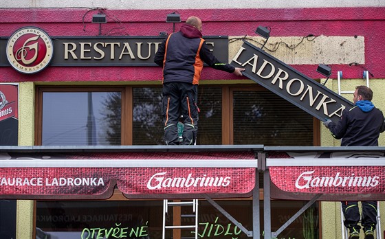 Restaurace Ladronka ped rekonstrukcí. (13. íjna 2020)