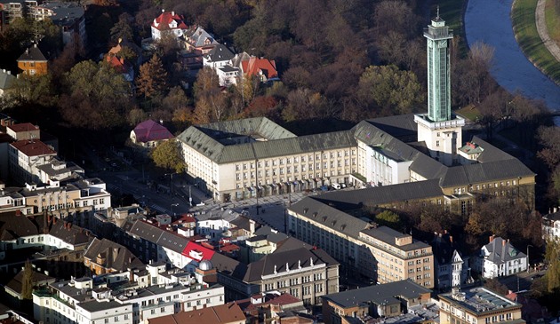 Ostrava stále drží primát nejrozlehlejšího radničního areálu v České republice.