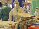Covidov� odd�len� Karlovarsk� krajsk� nemocnice.