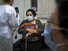 Pacientka s koronavirem na klinice infekních nemocí ve Stpanakertu v Náhorním...