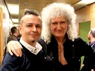 Zp�v�k Ji�� Sev��k a kytarista skupiny Queen Brian May