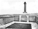 Arel ostravsk radnice s funkcionalistickou v po dostavb v roce 1930